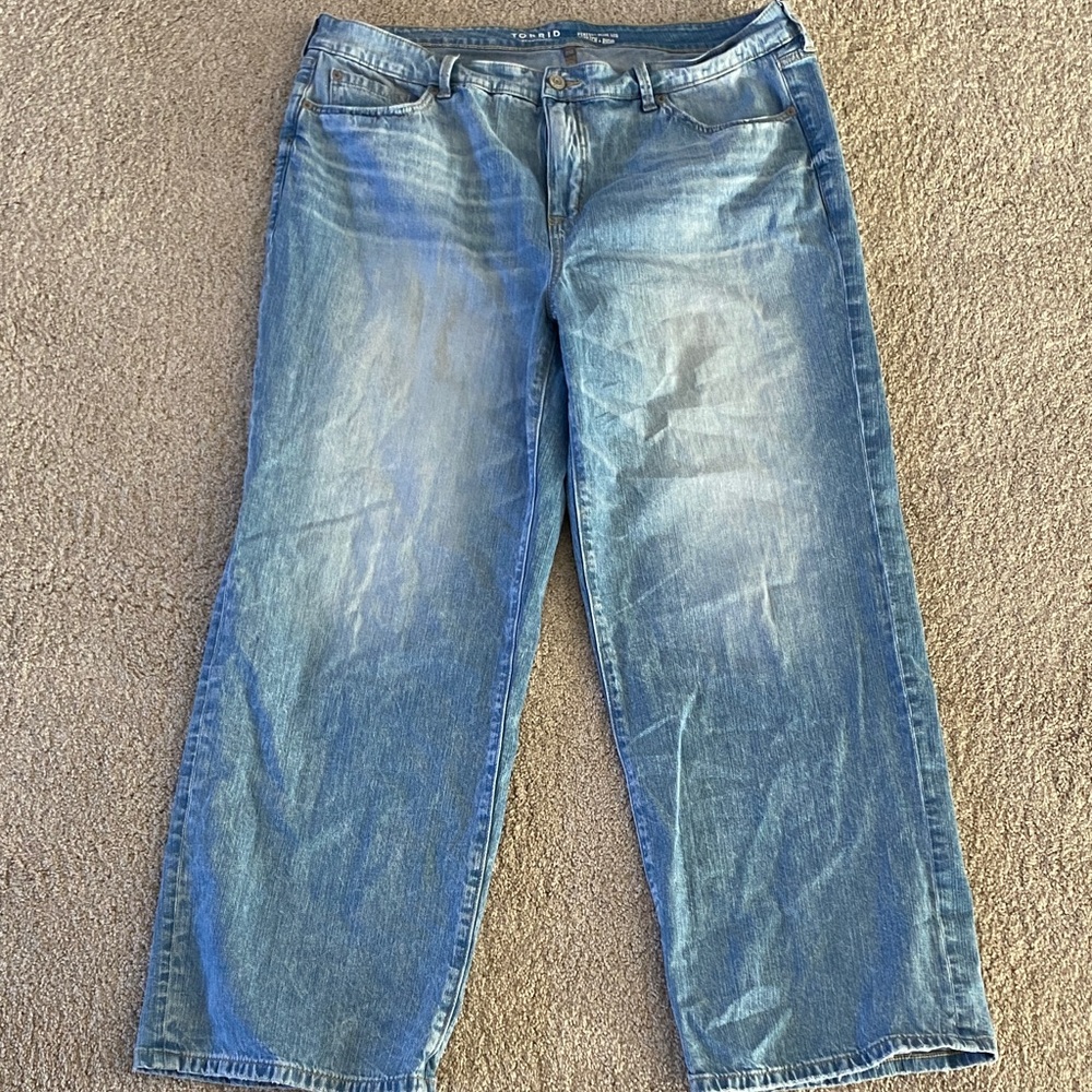 Torrid Women’s Light Blue Relaxed Jeans